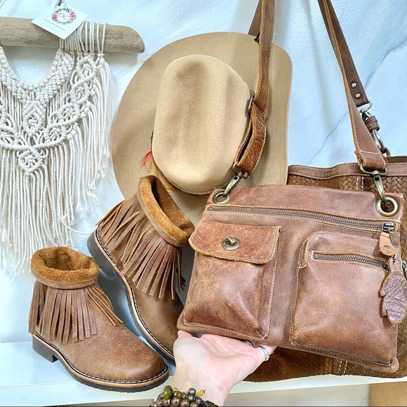 DAILY BOHO INSPIRATIONS ⭐️SOLD⭐️ - Picture 6 of 15